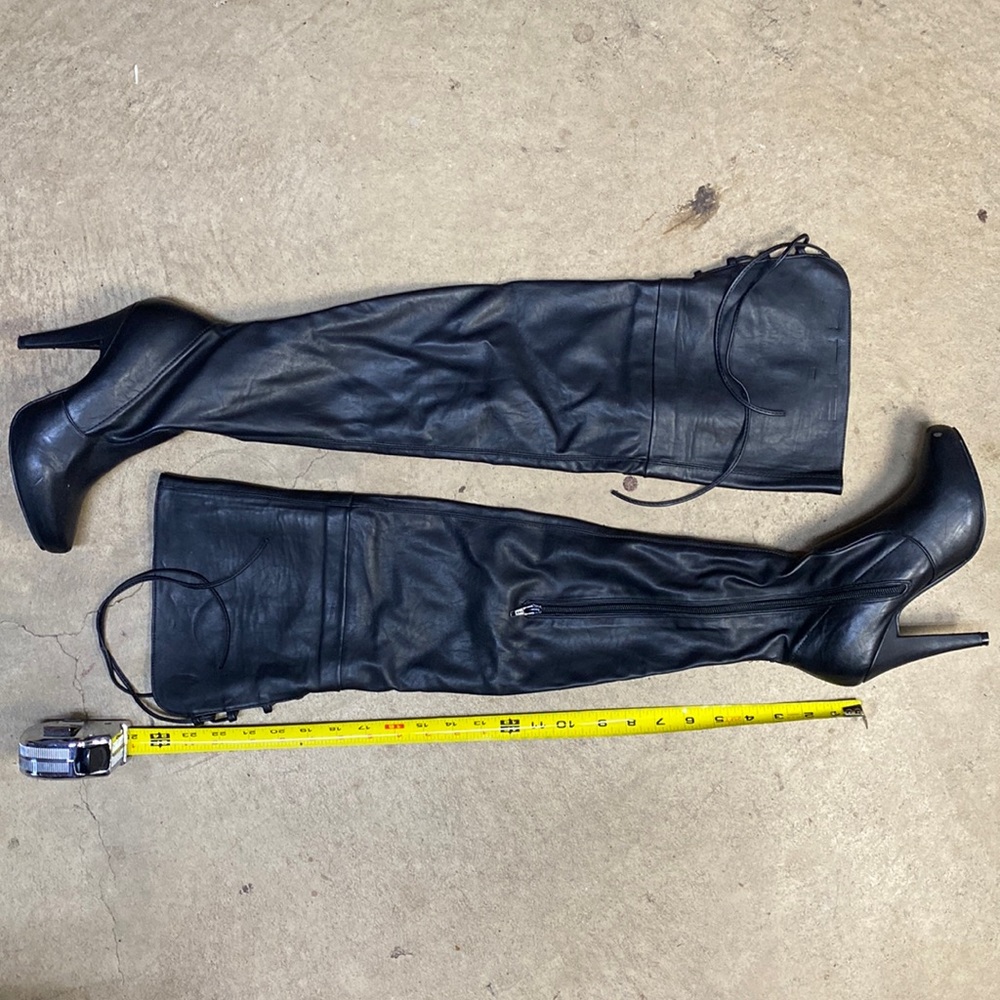 Steve Madden “Ilusionn” Boots Sz 7